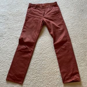 29x32 straight-leg mens Dockers chinos. Good condition.